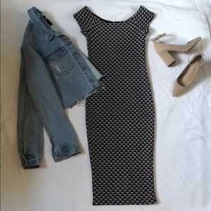 Zara Trafaluc Jacquard black white triangle dress